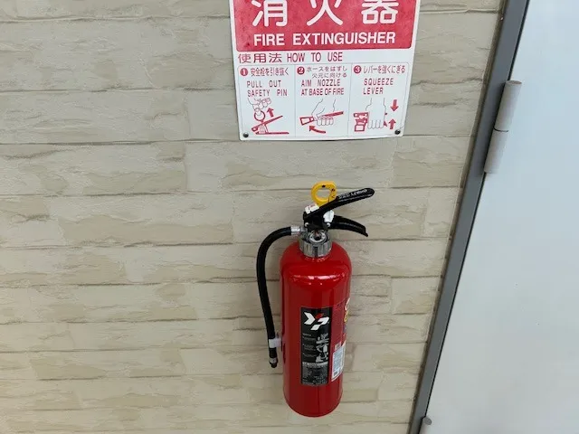 消火器28本交換